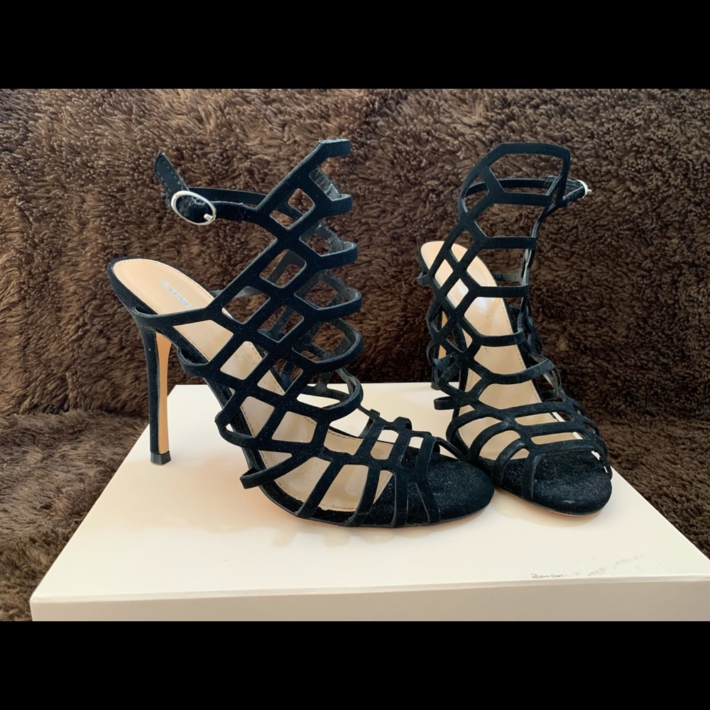 Express Heels